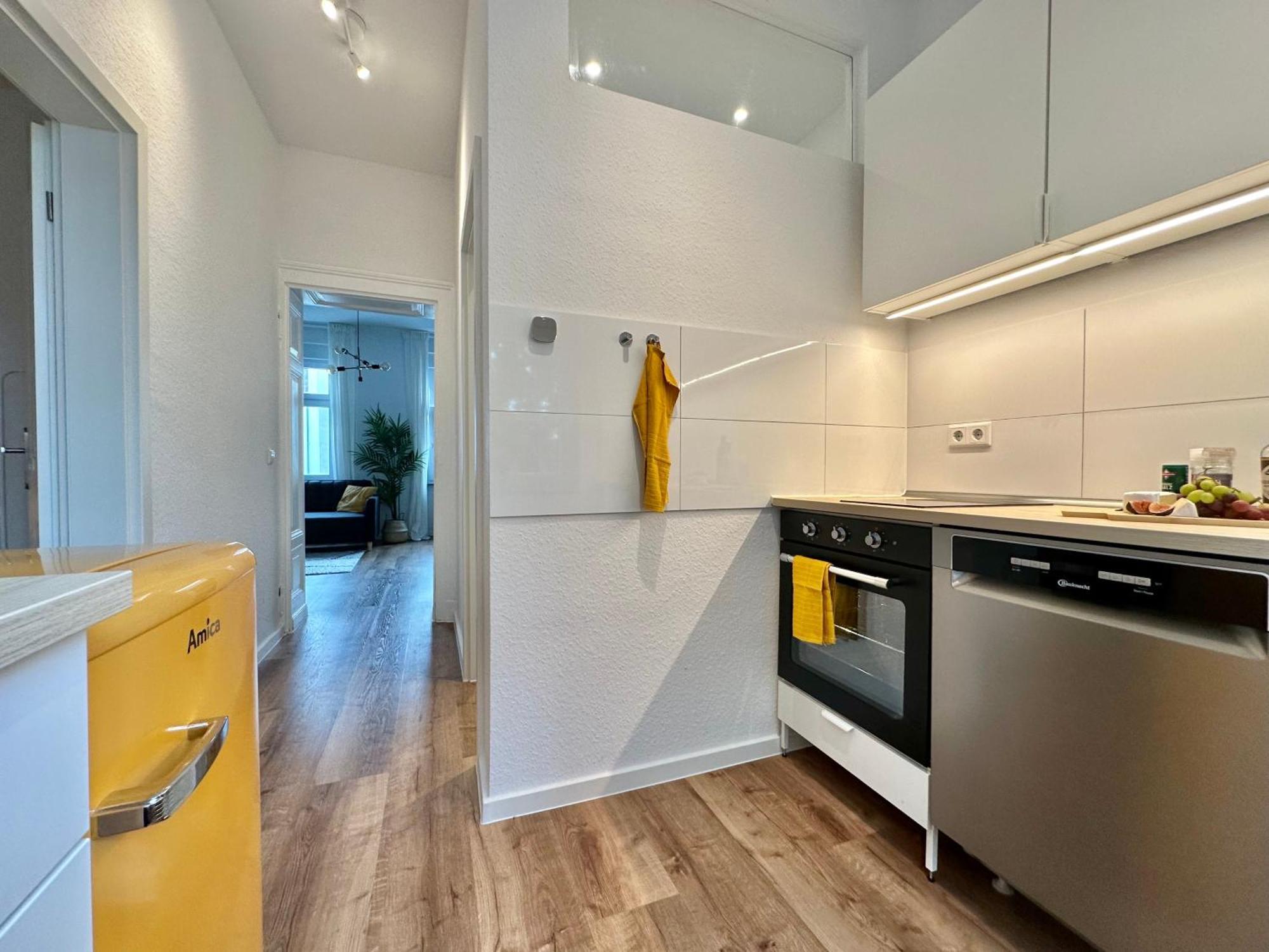 250M Rhine - Quiet Appartement Near Centralstation- Secretplace-K-111-S Koblenz  Luaran gambar